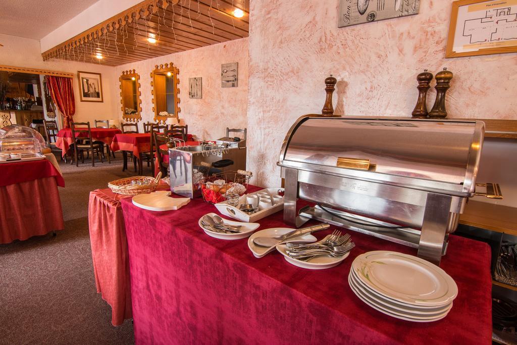 Hotel Adret 3*